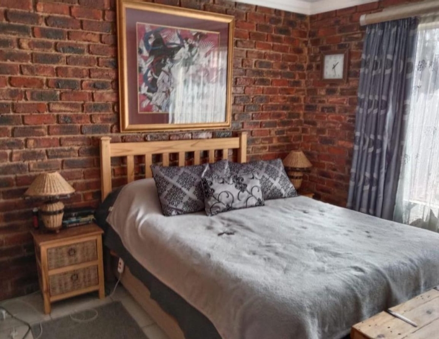 2 Bedroom Property for Sale in Miederpark North West